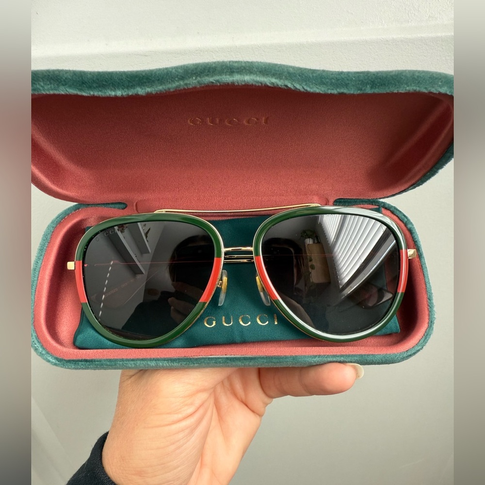 Gucci Aviator Gold Metal Frame Sunglasses with Black Lenses and Green-Red Trim